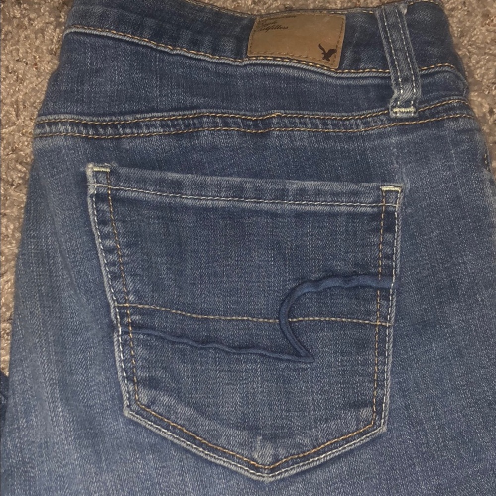 American Eagle Jeans - 6 SHORT